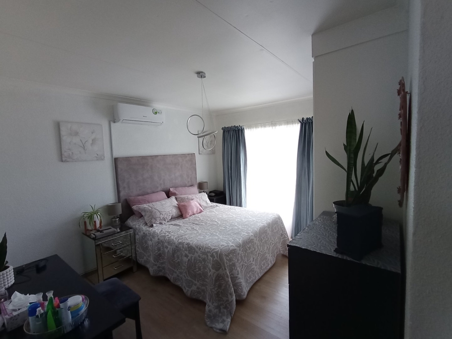 2 Bedroom Property for Sale in Sasolburg Ext 11 Free State